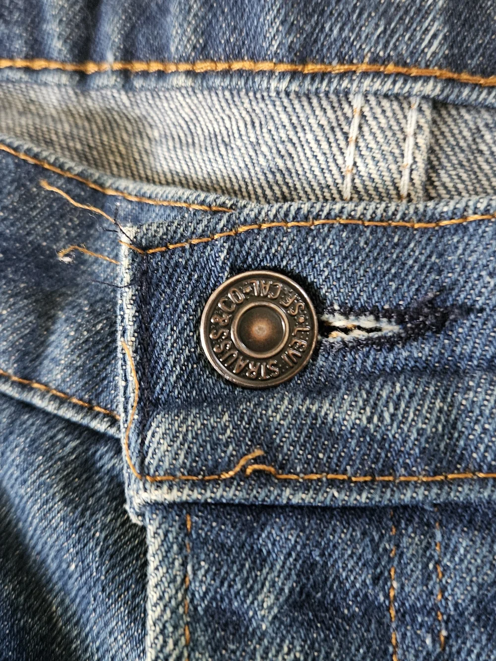 Vintage Levi's 517 Men's Blue Orange Tab Bootcut Jeans 36x33 80's Made In U.S.A